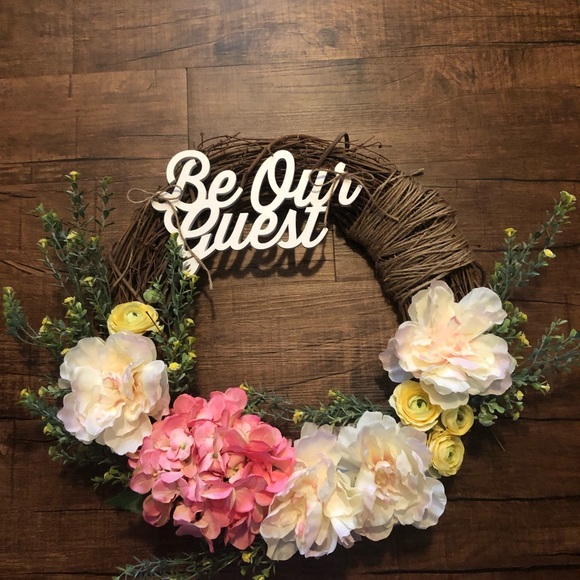 Handmade Be Our Guest Summer Floral Wreath - Picture 6 of 6
